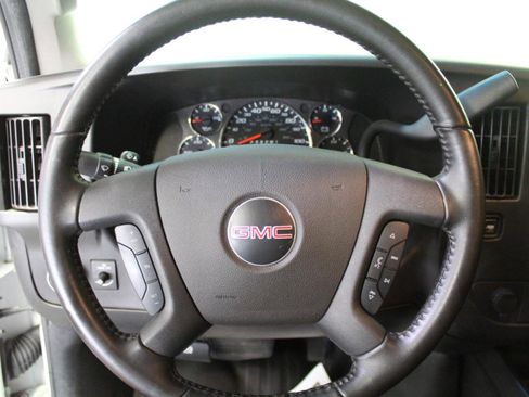 Used 2021 GMC Savana 2500 w/ Enhanced Convenience Package RWD image 8