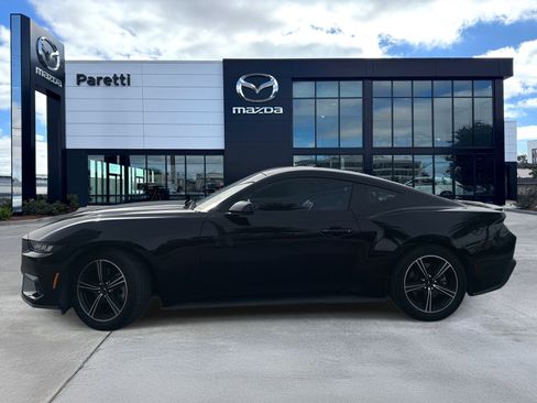 Used 2024 Ford Mustang Premium image 2