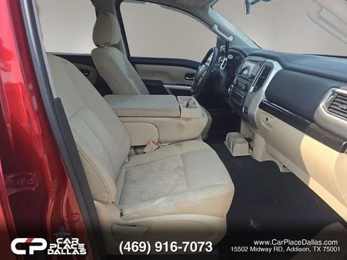 Used 2017 Nissan Titan SV RWD image 11