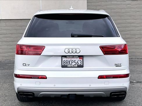 Used 2017 Audi Q7 3.0T Premium Plus w/ Premium Plus Package image 3
