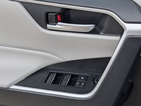 Used 2023 Toyota RAV4 XLE image 23