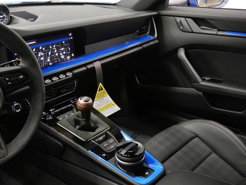 Used 2026 Porsche 911 Carrera T image 27