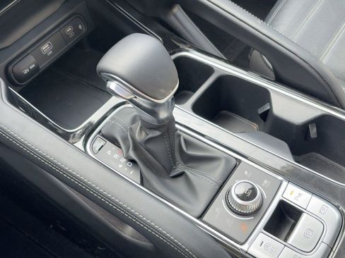 Used 2024 Kia Telluride SX Prestige image 18