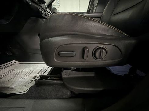 Used 2021 GMC Terrain SLT AWD/4WD image 21