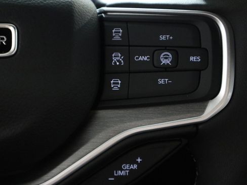 New 2026 Jeep Grand Wagoneer Limited AWD/4WD image 31