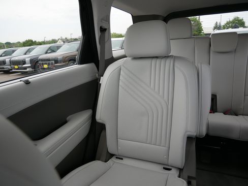Certified 2026 Hyundai Palisade SEL AWD/4WD image 12