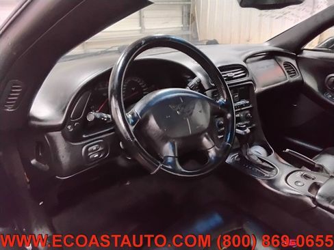 Used 1998 Chevrolet Corvette Coupe w/ Roof Pkg image 12