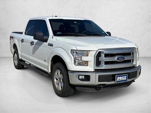 Used 2016 Ford F150 XLT w/ Trailer Tow Package image 3