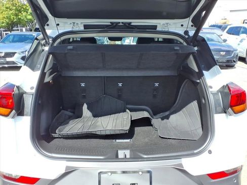 Certified 2023 Buick Encore GX Essence w/ Advanced Technology Package image 17