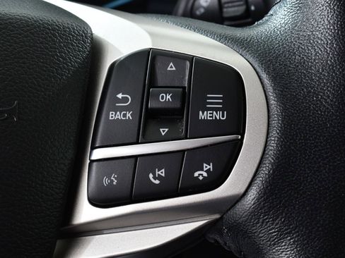 Used 2022 Ford Explorer Limited w/ Limited Technology Package image 35