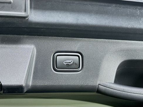 Used 2025 Hyundai Tucson SEL FWD image 28