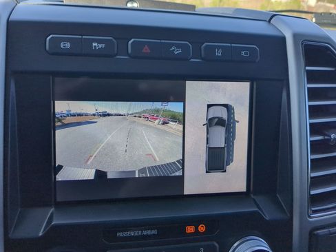 Used 2021 Ford F250 Platinum w/ FX4 Off-Road Package image 17