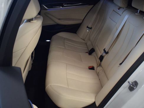 Used 2017 BMW 530i image 41