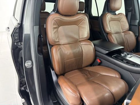 Used 2020 Lincoln Aviator Reserve w/ Equipment Group 201A AWD/4WD image 21
