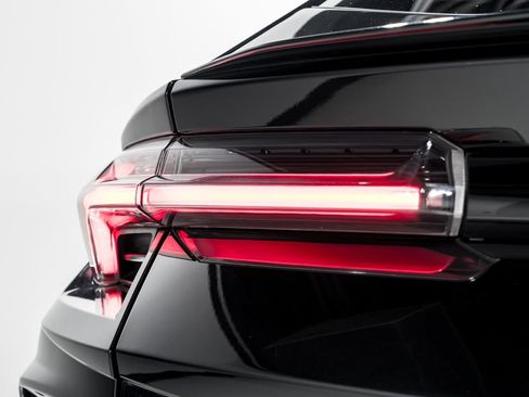 Used 2020 Lamborghini Urus AWD/4WD image 57