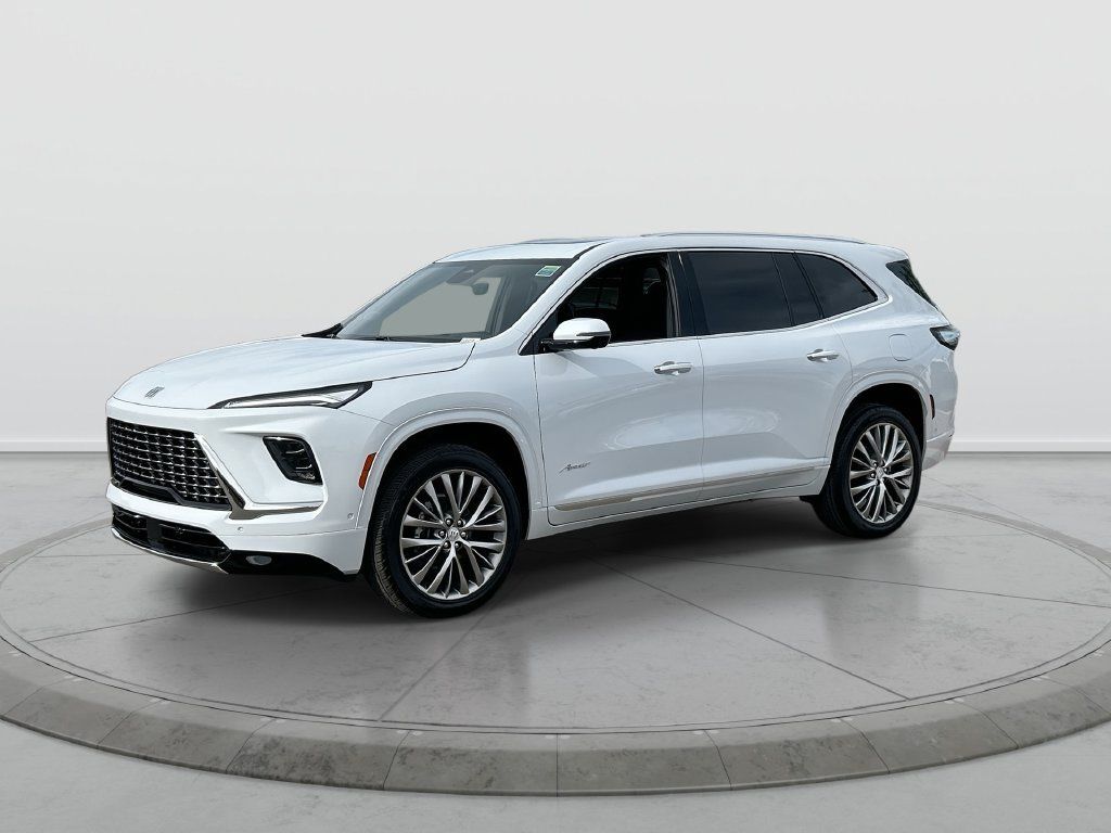 Used 2026 Buick Enclave Avenir w/ Super Cruise Package FWD image 4