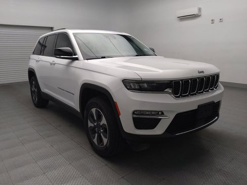 Used 2022 Jeep Grand Cherokee Limited 4xe image 13