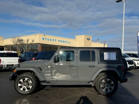 Used 2020 Jeep Wrangler Unlimited Sahara image 25