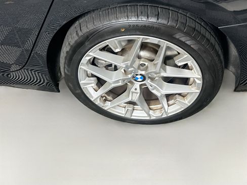 Used 2025 BMW 330i Sedan w/ Convenience Package RWD image 10