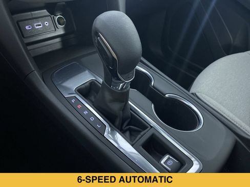 Certified 2024 Chevrolet Equinox LS w/ LS Convenience Package FWD image 7