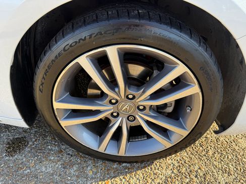 Used 2020 Acura TLX image 19