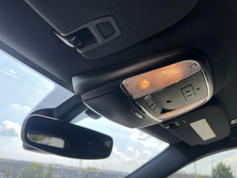 Used 2019 Jeep Grand Cherokee Laredo RWD image 26