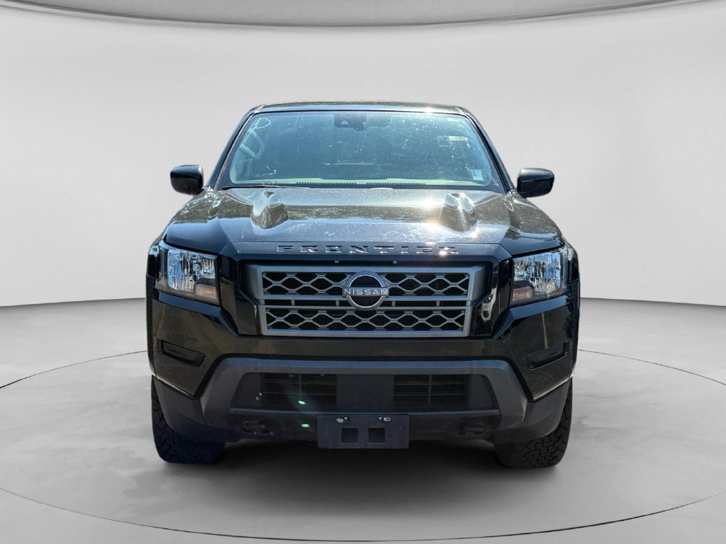 Used 2022 Nissan Frontier SV AWD/4WD image 9
