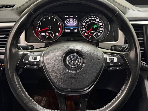 Used 2018 Volkswagen Atlas SE image 16