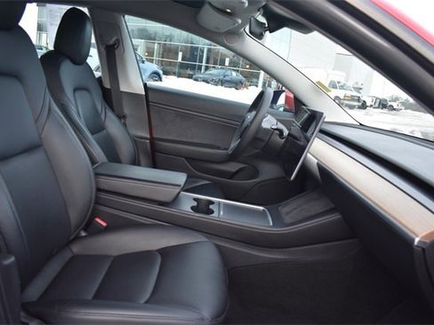 Used 2021 Tesla Model 3 Performance image 13