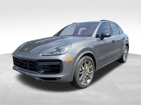 Used 2021 Porsche Cayenne Turbo S AWD/4WD image 4