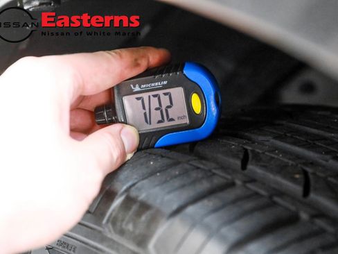 Used 2024 Nissan Pathfinder S image 34