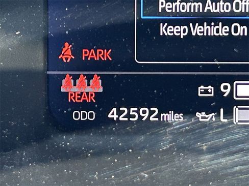 Used 2023 Toyota Tundra Limited image 32