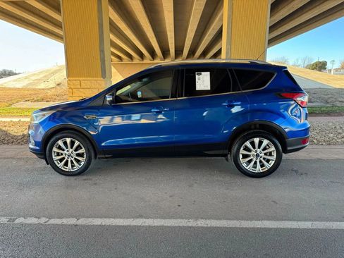Used 2017 Ford Escape Titanium FWD image 6