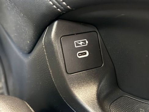 Used 2024 Honda HR-V EX-L image 32