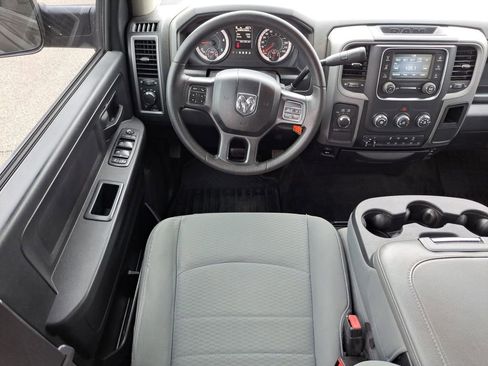 Used 2017 RAM 3500 Tradesman w/ Chrome Appearance Group image 14