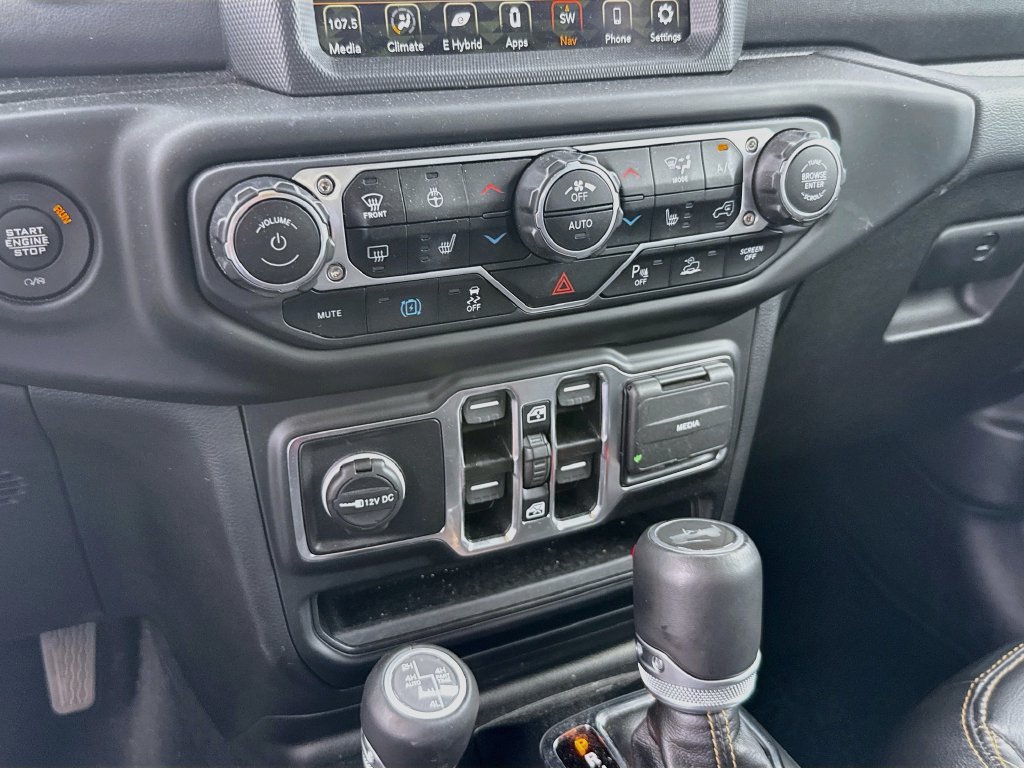 Certified 2022 Jeep Wrangler Unlimited Sahara AWD/4WD image 17