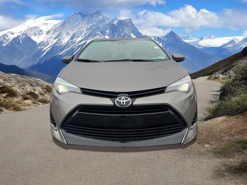 Used 2018 Toyota Corolla LE image 8
