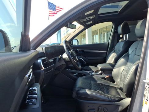 Used 2023 Kia Telluride SX Prestige X-Pro AWD/4WD image 18