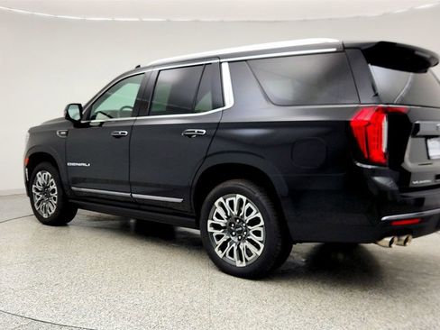 Used 2023 GMC Yukon Denali Ultimate w/ LPO, Floor Liner Package image 7