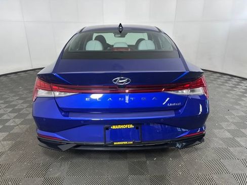 Used 2023 Hyundai Elantra Limited image 4