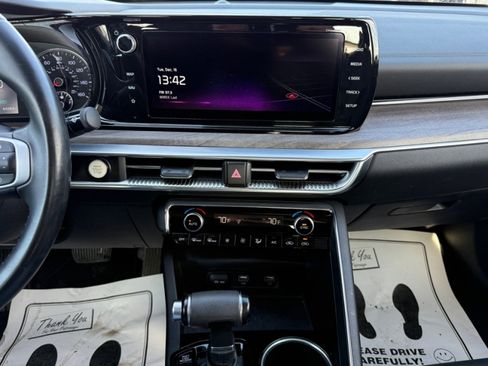 Used 2023 Kia K5 EX image 21