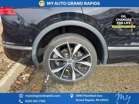 Used 2022 Volkswagen Tiguan SEL R-Line image 38