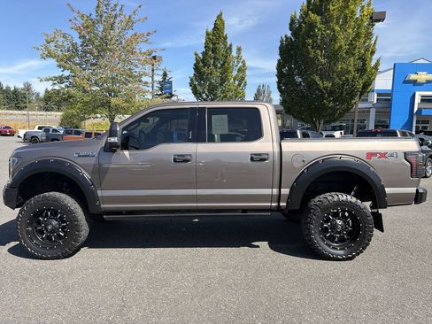 Used 2018 Ford F150 XLT w/ Equipment Group 301A Mid AWD/4WD image 6