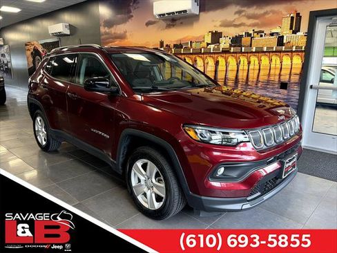 Certified 2022 Jeep Compass Latitude AWD/4WD image 1