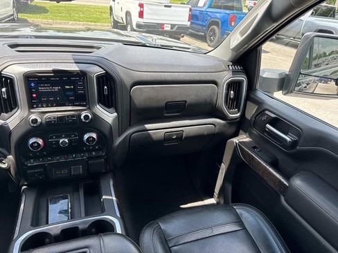 Used 2020 GMC Sierra 2500 Denali w/ Denali Ultimate Package AWD/4WD image 19
