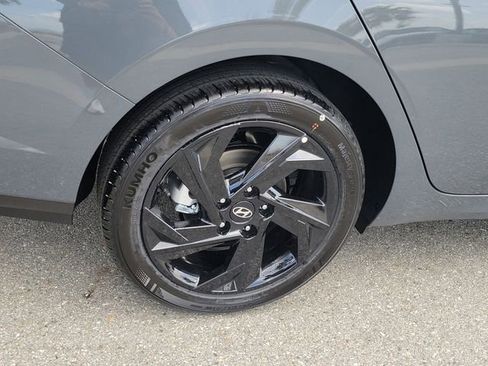 New 2026 Hyundai Elantra Sport FWD image 28