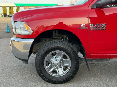 Used 2017 RAM 3500 Tradesman w/ Chrome Appearance Group image 12