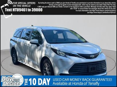 Used 2021 Toyota Sienna LE