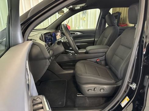 New 2026 Chevrolet Traverse LT FWD image 35