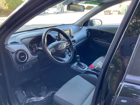 Used 2018 Hyundai Kona SEL image 17